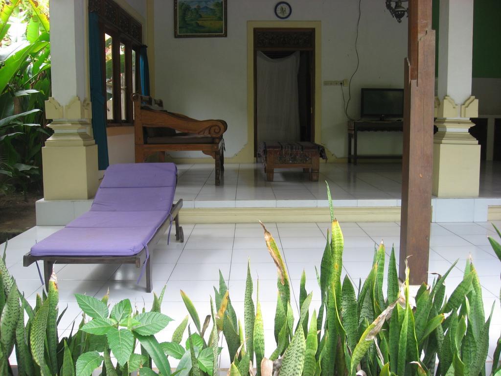 Mahalini 1